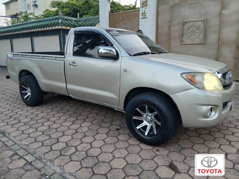 Toyota HILUX 4X2 CS