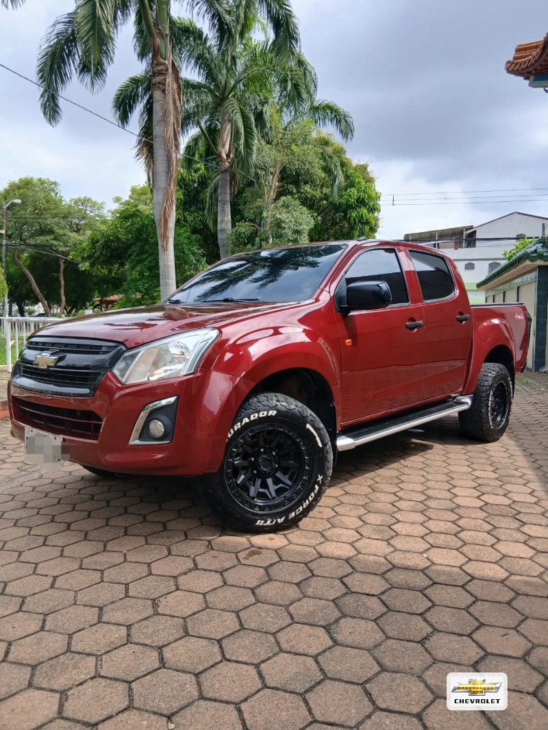 D.MAX CRDI HI-RIDE AC 2.5 CD 4X2 TM DIESEL